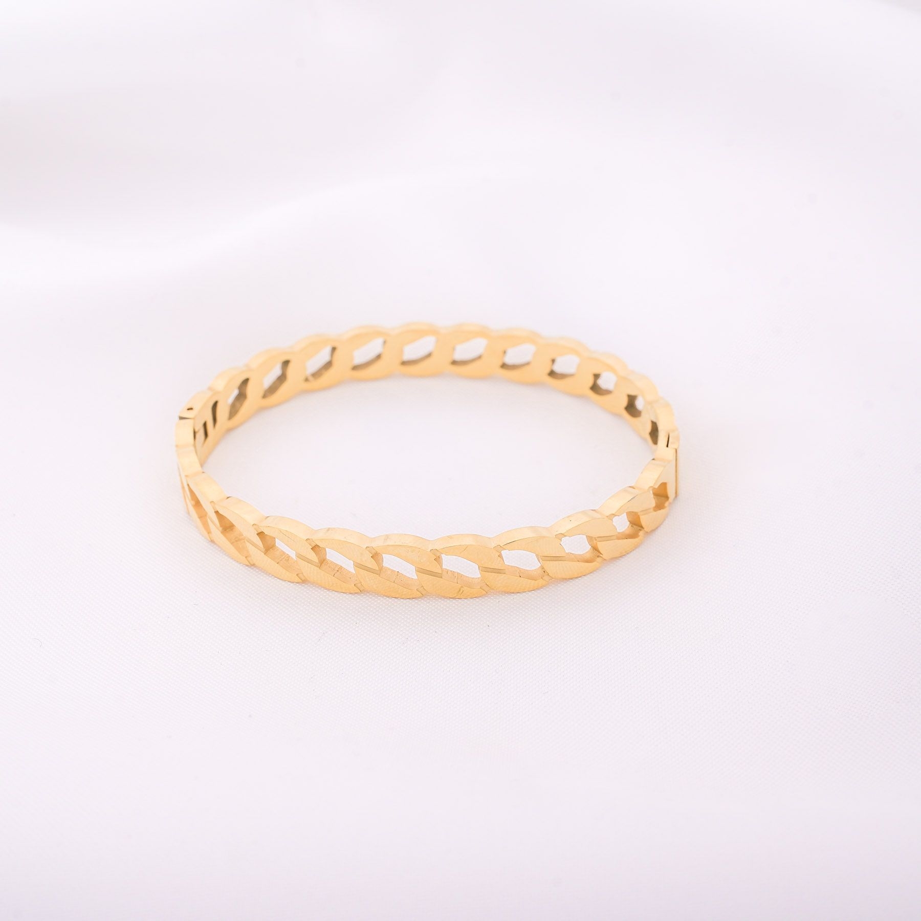 FRIENDS HANDCUFF - GOLD ' - ' HANDCUFFS