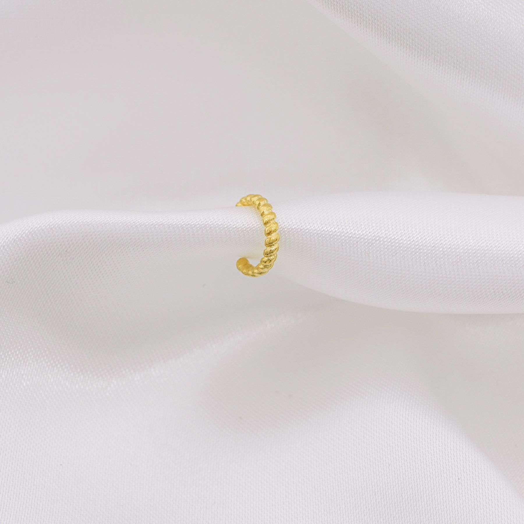 ALI EAR CUFF - GOLD ' - ' EAR CUFFS