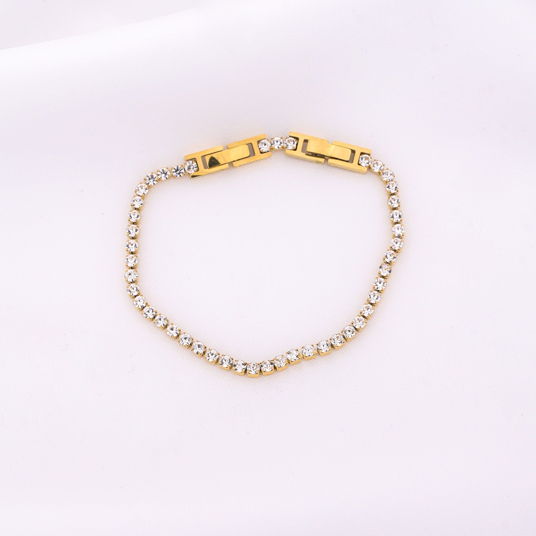 RAPUNZEL BRACELET - GOLD & WHITE ' - ' HAND