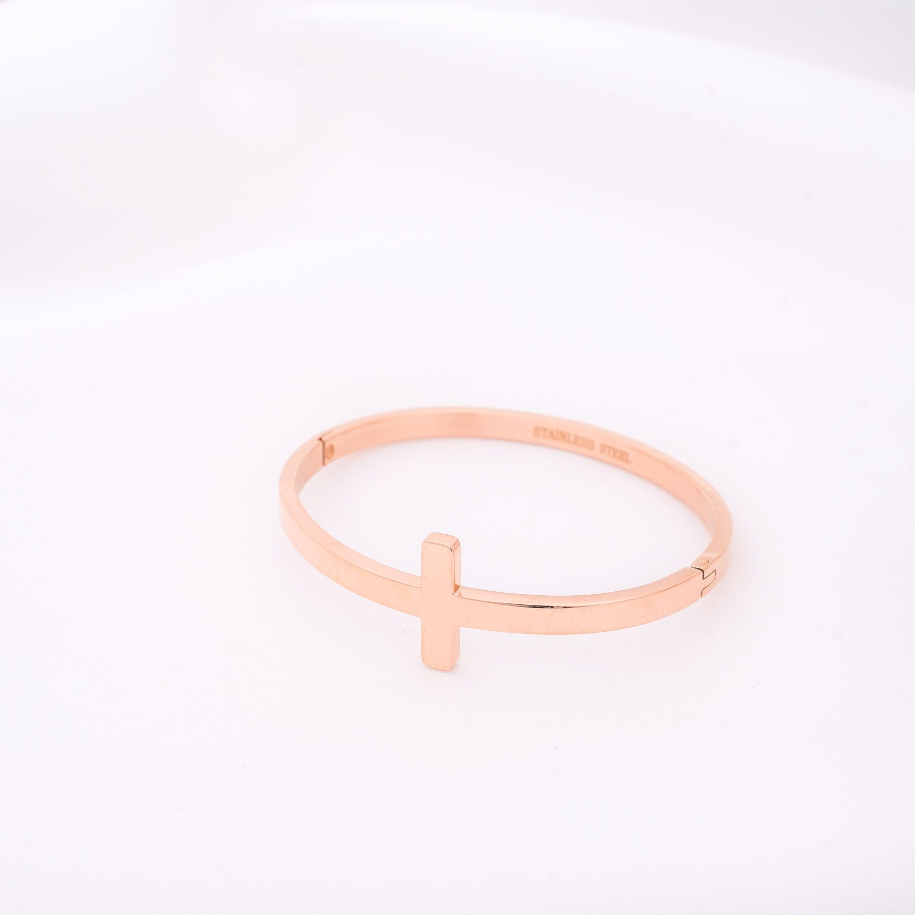 EUNOIA HANDCUFF - ROSE GOLD ' - ' HANDCUFFS