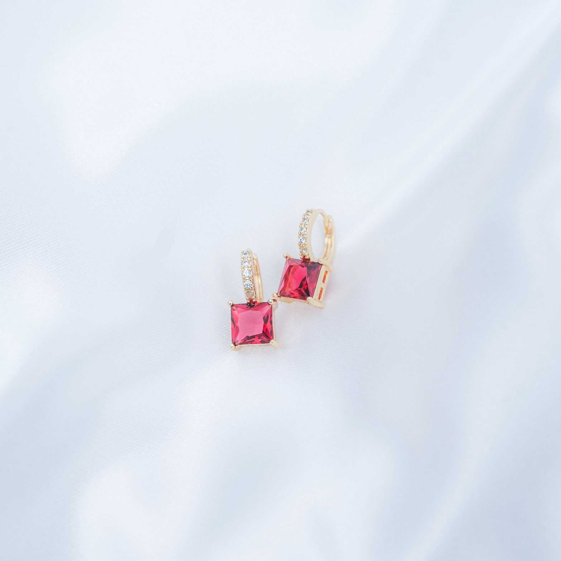 SCARLETT EARRINGS - ROSE GOLD & RED
