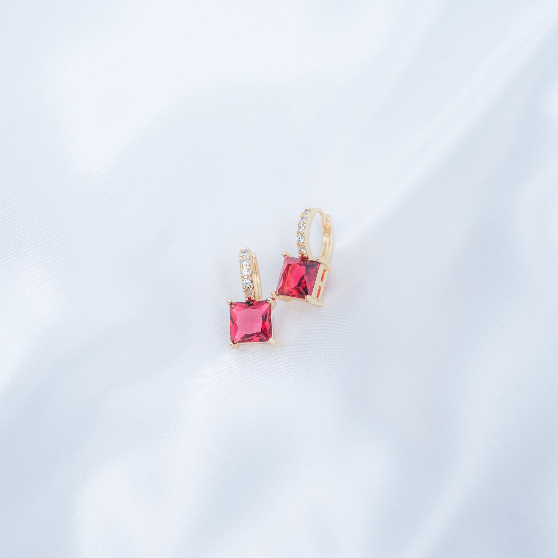 SCARLETT EARRINGS - ROSE GOLD & RED ' - ' ΚΡΕΜΑΣΤΑ