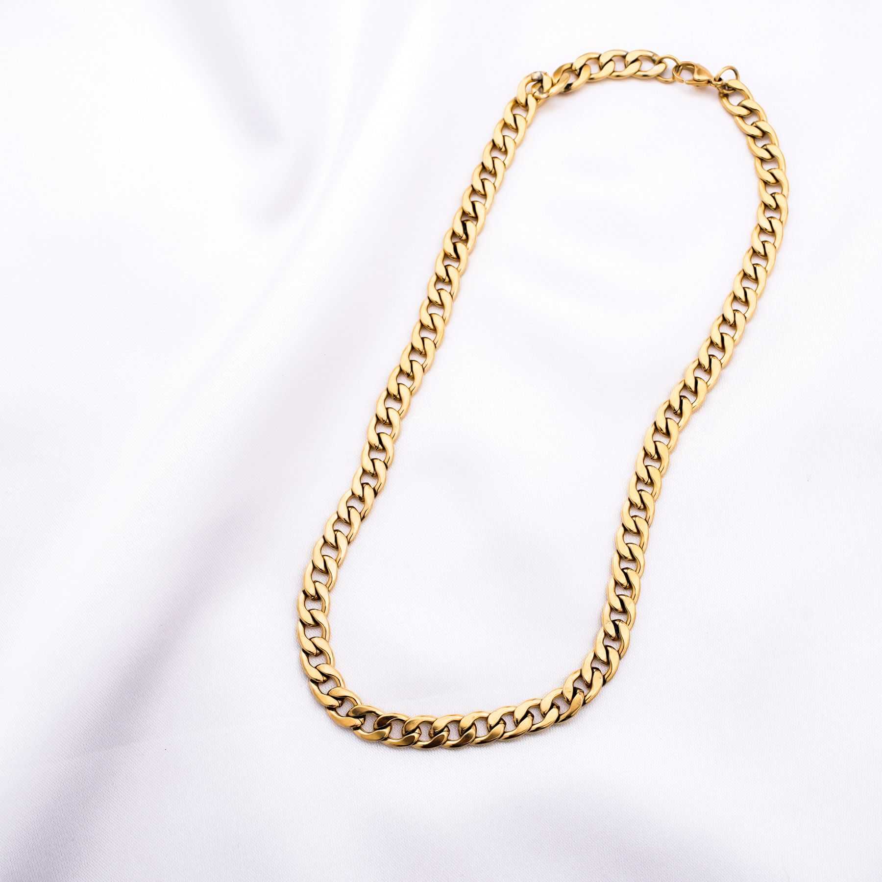 KYRA CHAIN NECKLACE - GOLD