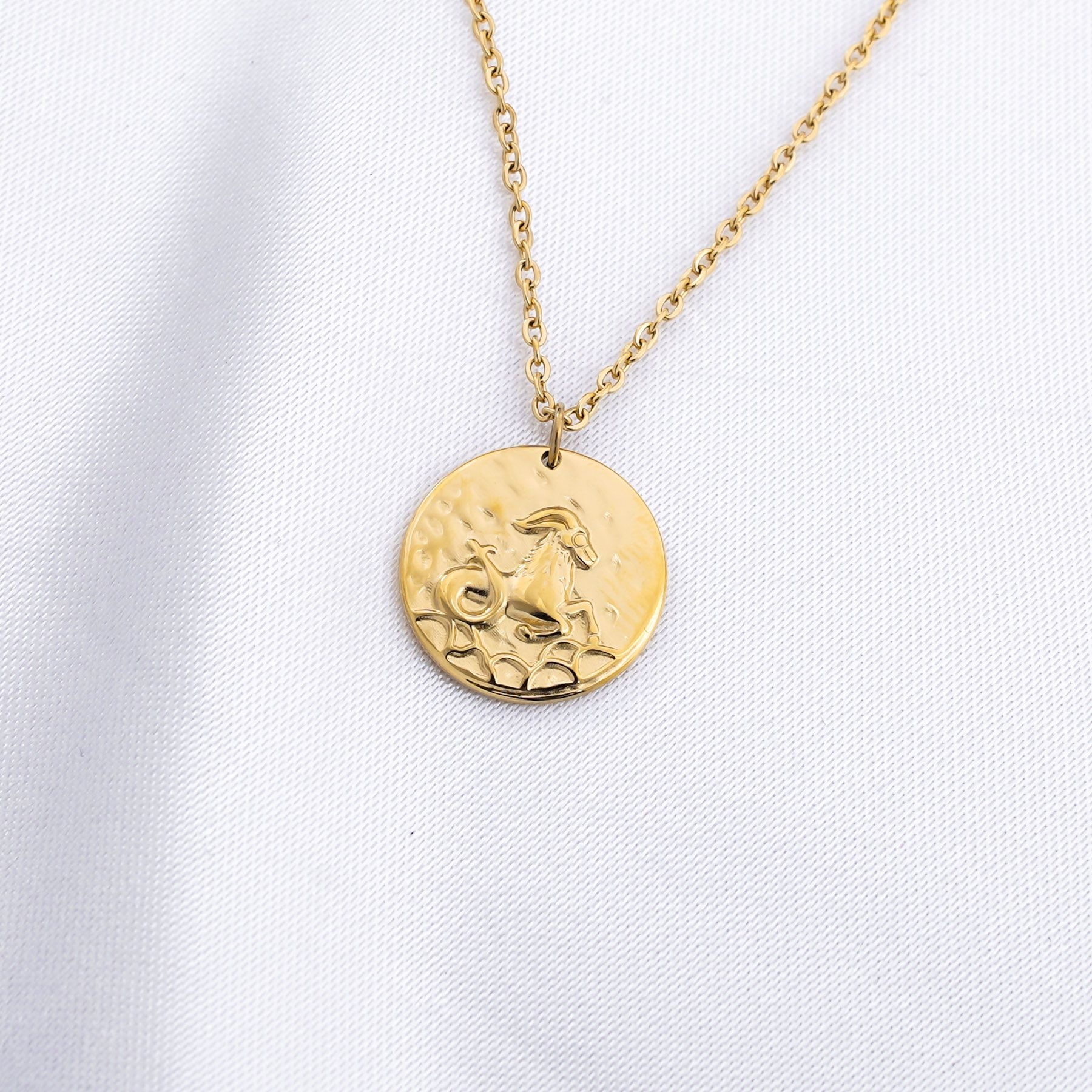 ZODIAC SIGN NECKLACE - ΑΙΓΟΚΕΡΩΣ ΧΡΥΣΟ  ' - ' ΖΩΔΙΑ