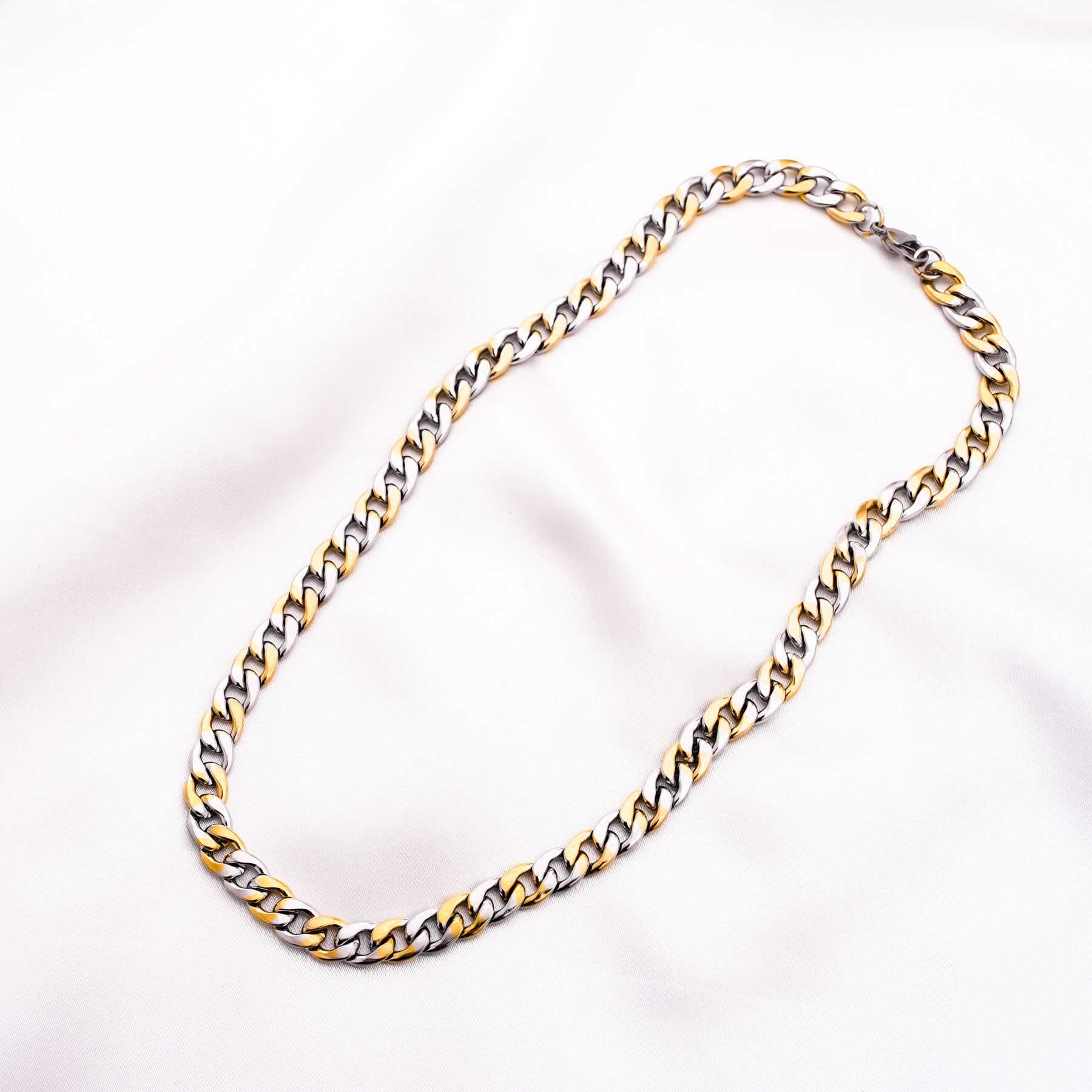 KYRA CHAIN NECKLACE - SILVER & GOLD