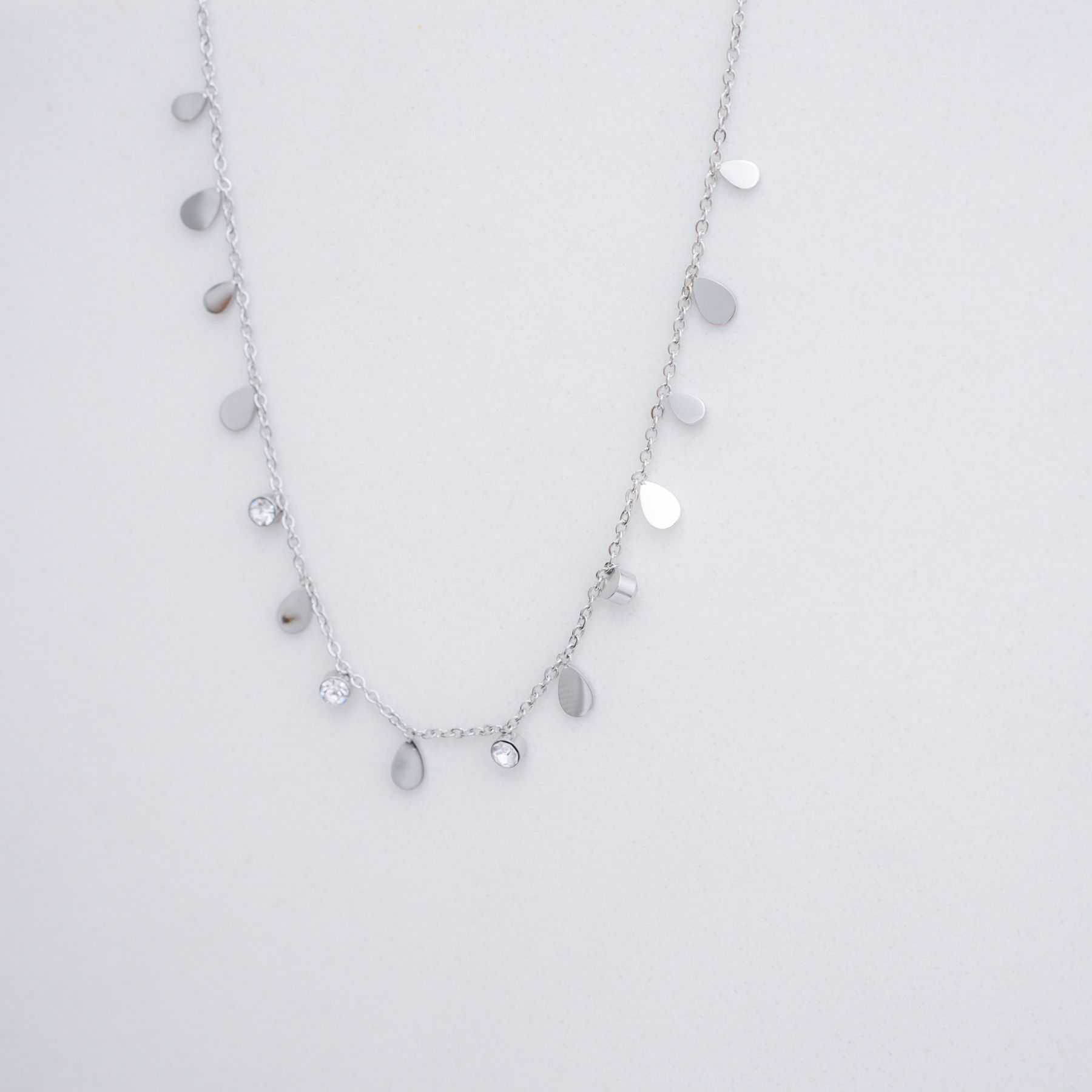 BRITTANY NECKLACE - SILVER