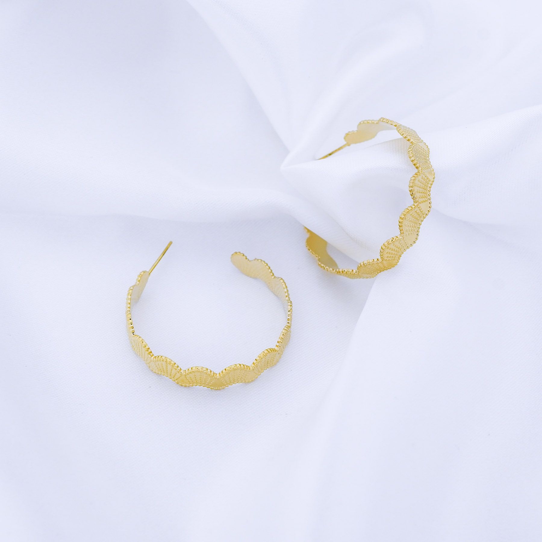 MARYAM EARRINGS - GOLD ' - ' ΚΡΕΜΑΣΤΑ
