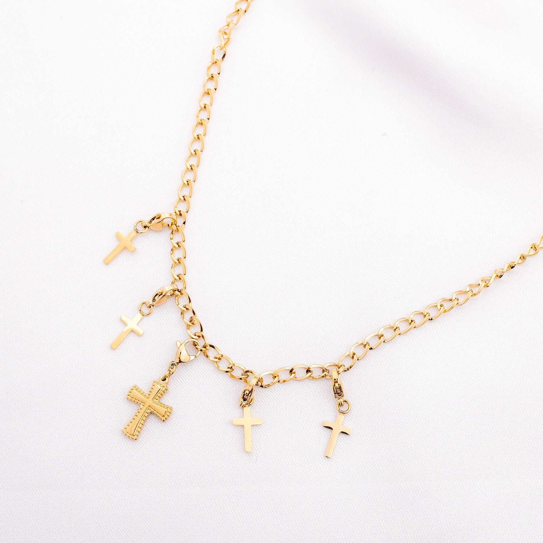 LOUISA NECKLACE - GOLD 